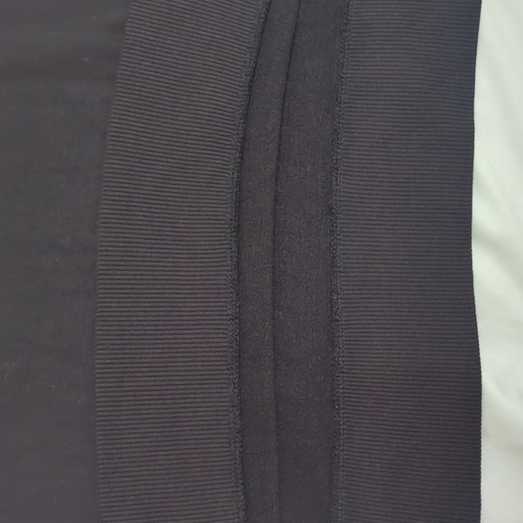 Lou & Grey Signaturesoft Lightweight Dolman Sleeve Sweater, Color Black Size M - Picture 9 of 15